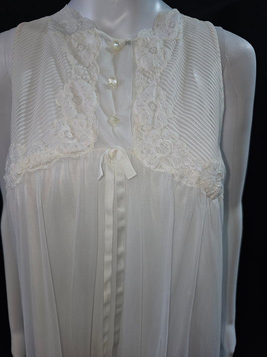 1960s White Gossard Artemis Negligee