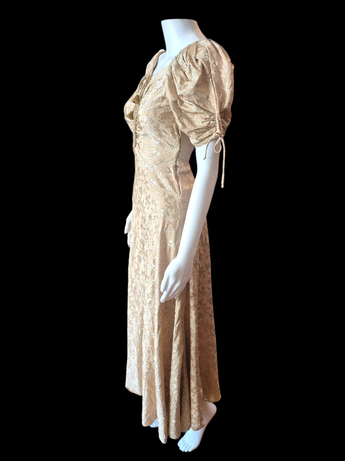 Vintage 1930s Golden Ivory Brocade Evening Gown sz S