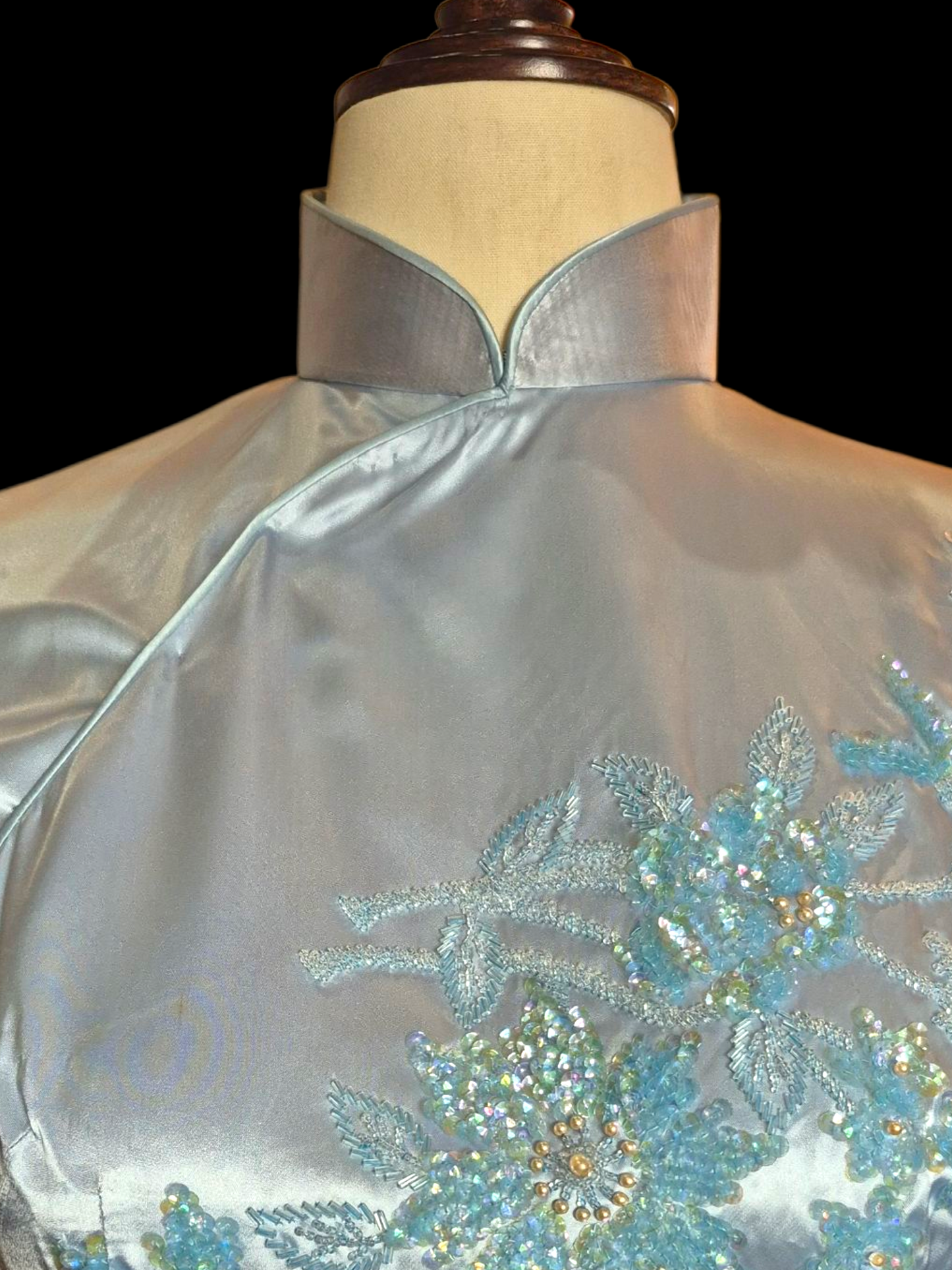 Vintage 1950s Blue Satin Qipao Dress with Sequin Floral design sz M/L