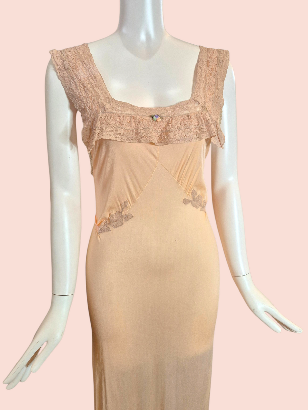 Vintage 1930s Peach Rayon Jersey Knit Nightgown with Lace Trim