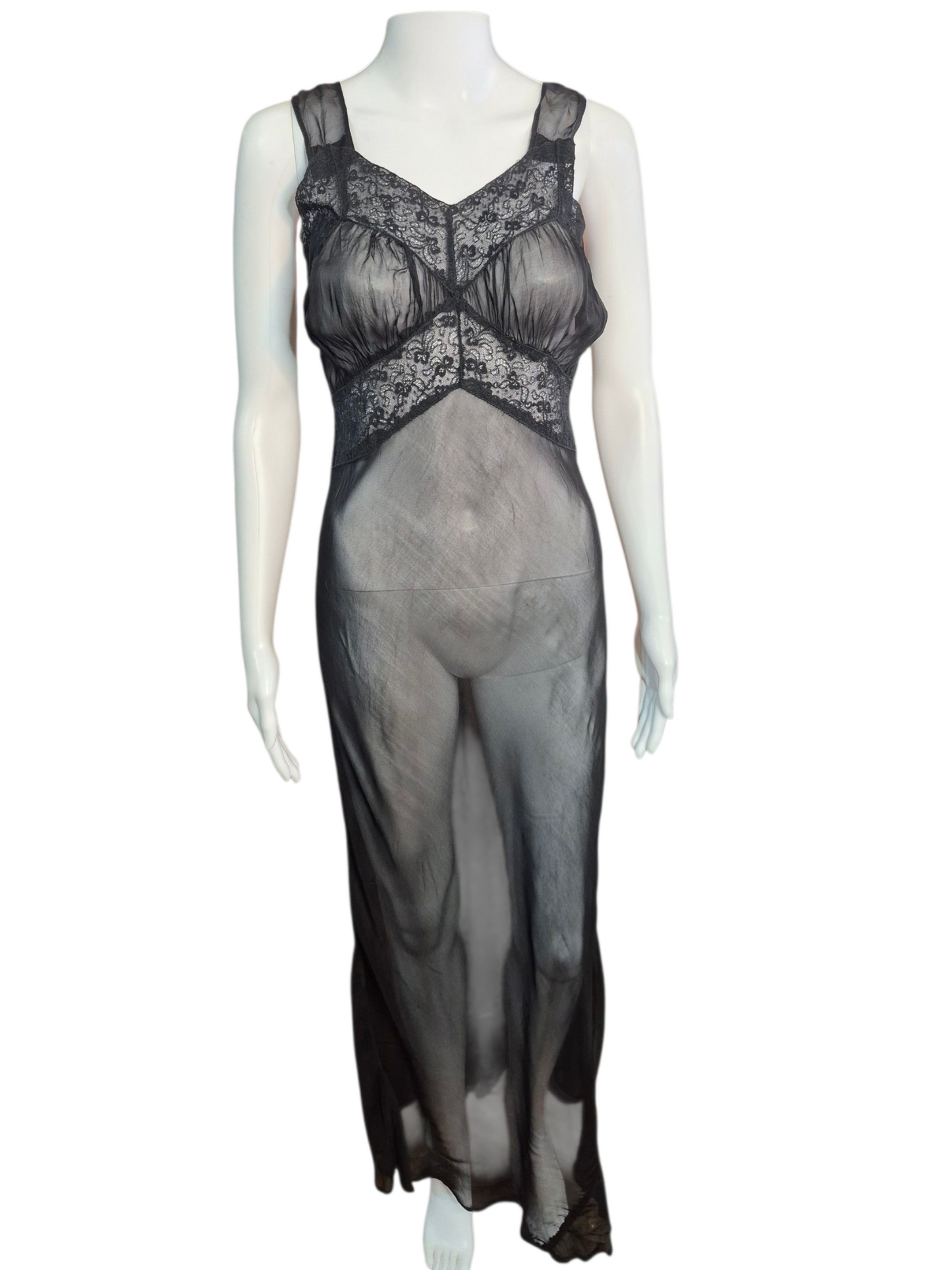 Vintage 1930s sheer chiffon bias cut Negligee